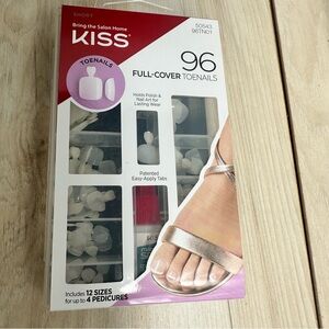 Kiss Full-Cover Toenails New In Packaging 96 Toenails 50543 96TN01 Pedicure Nail